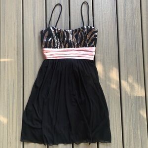 City Triangles Gorgeous Black Dress with Pink Sequin & Tie Accent Size M